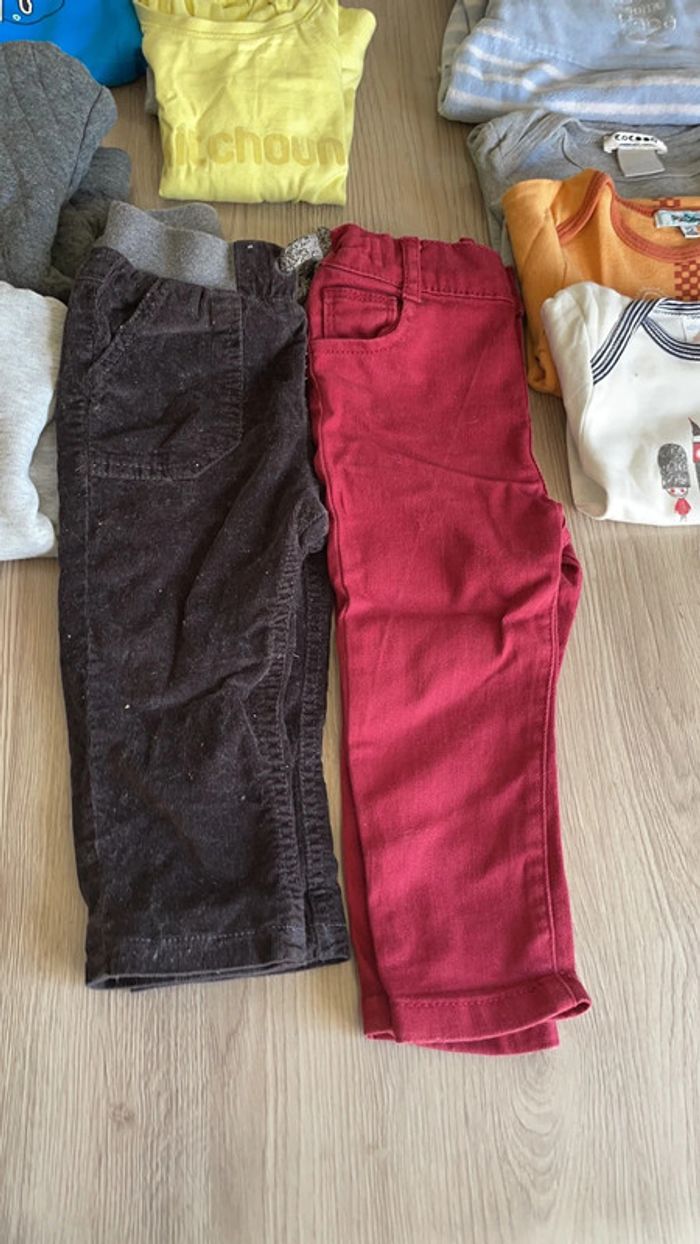 Lot de 12 vêtements en 12 mois - photo numéro 2