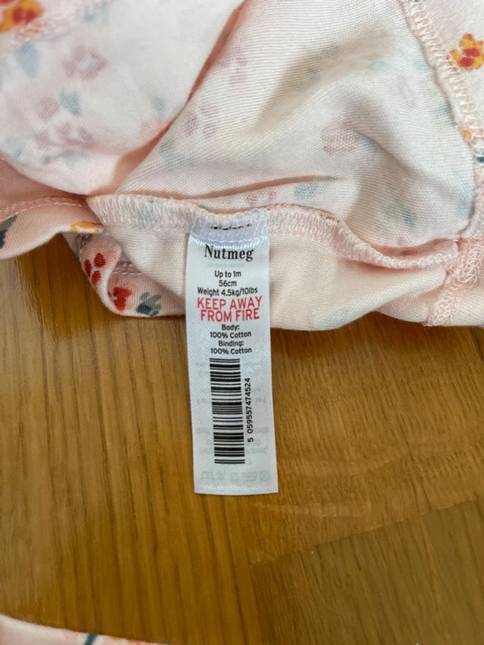 Ensemble fille neuf Nutmeg taille 1 mois - photo numéro 4