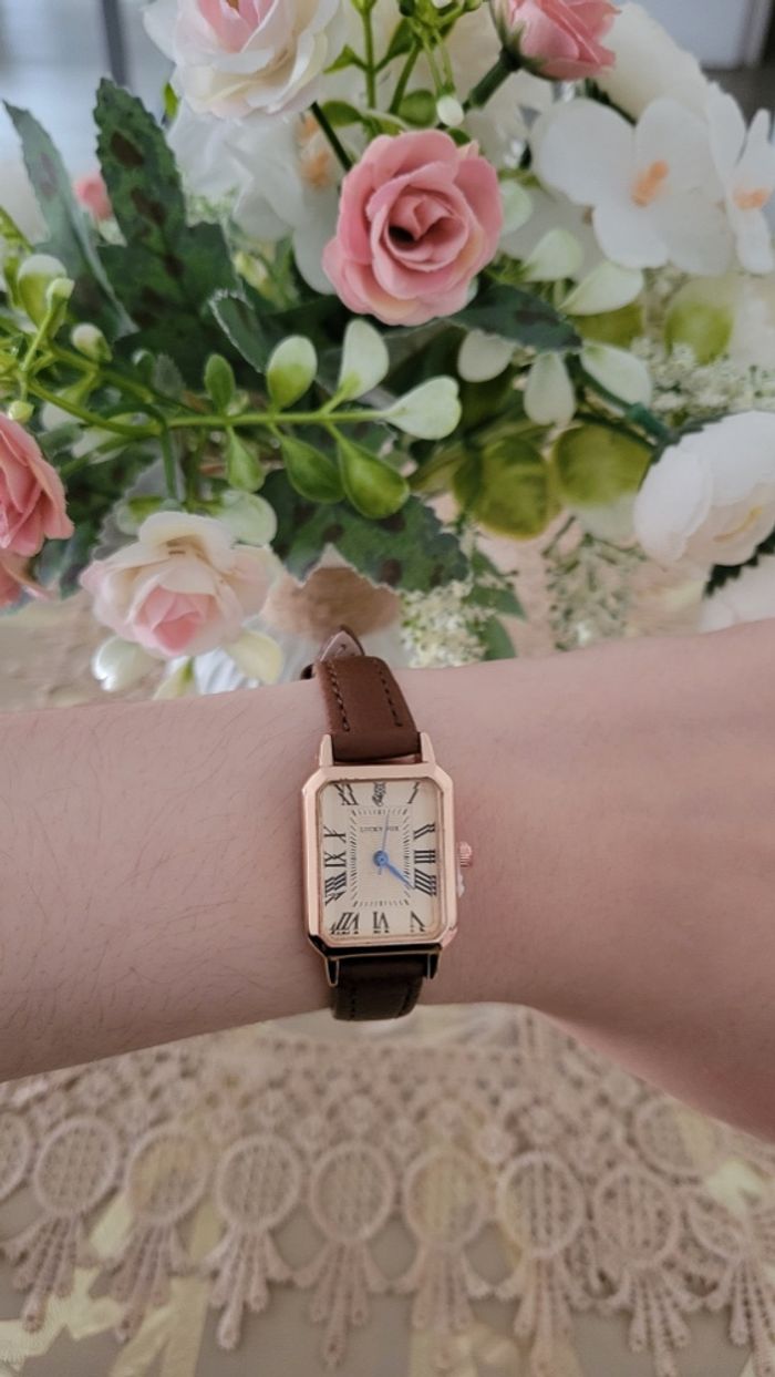 Montre femme en cuire - photo numéro 3