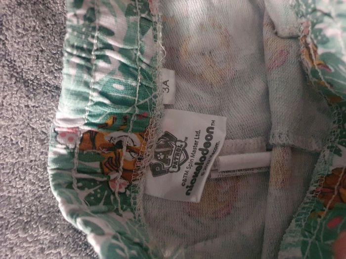 Short fille - photo numéro 2