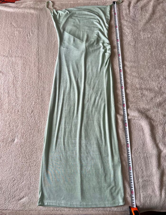 Robe de fête Shein – taille S – dos nu & dentelle