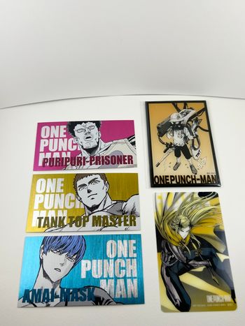 Lot One Punch Man : 4 Cartes + 1 Magnet