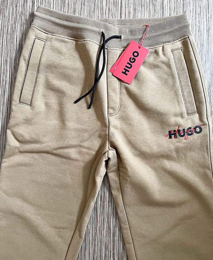 Jogging Hugo Boss Neuf - photo numéro 3
