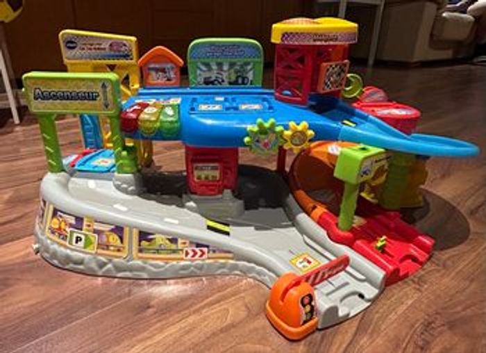 Circuit tut tut bolide