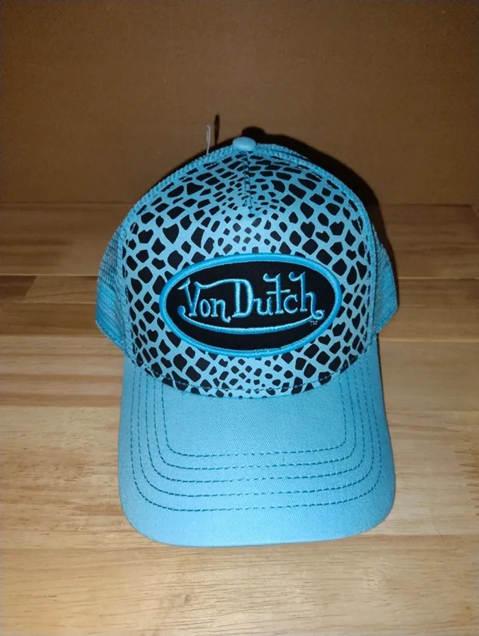 Von dutch casquette taille unique bleue et noire