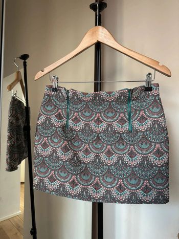Jupe très courte turquoise L Zara