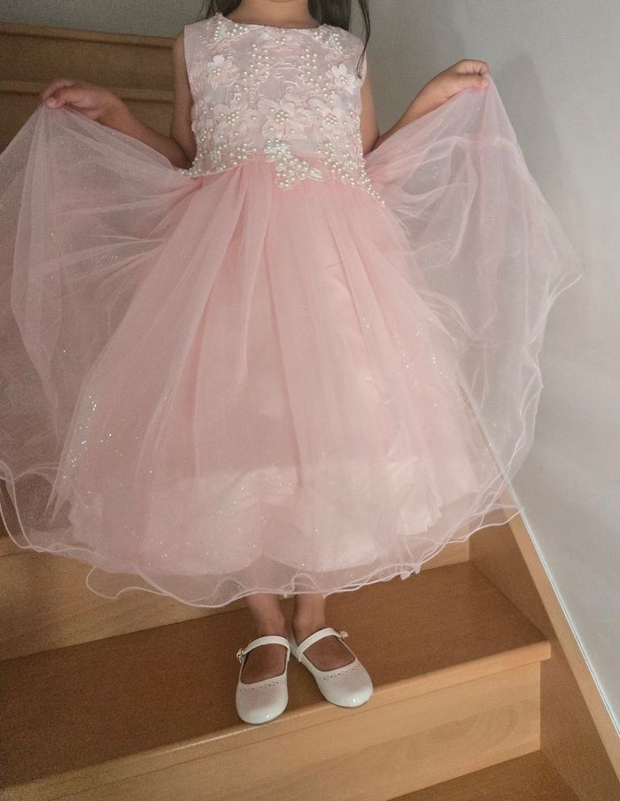 Robe  cérémonie 5 6 ans - photo numéro 2