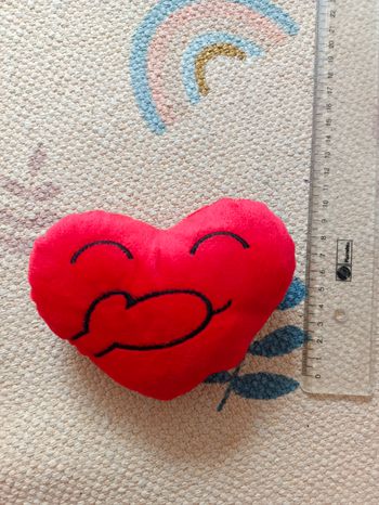 Peluche mini coeur timide