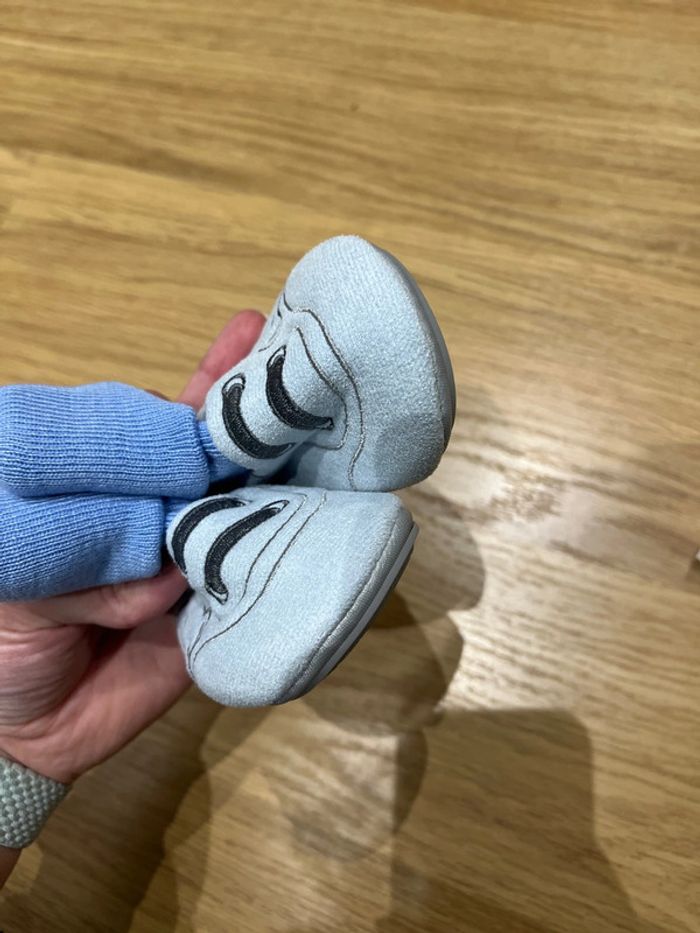 Chaussons bébé - photo numéro 2