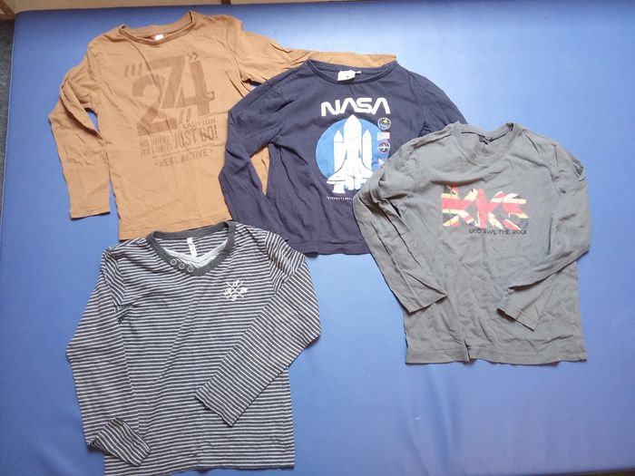 Lot de 4 pulls manche longue garçon mi saison 8 ans, automne