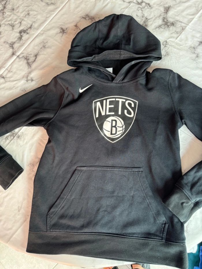 Sweat-shirt nets 10/12 ans