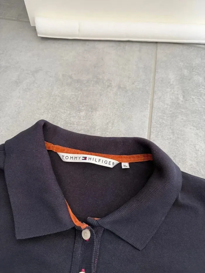 Polo Tommy Hilfiger femme violet taille L très bon état - photo numéro 4