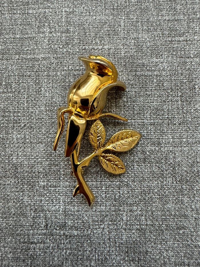 Broche