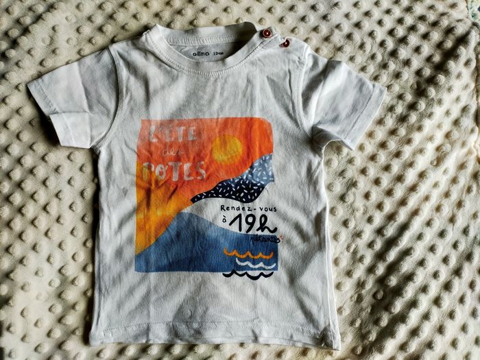T-shirt