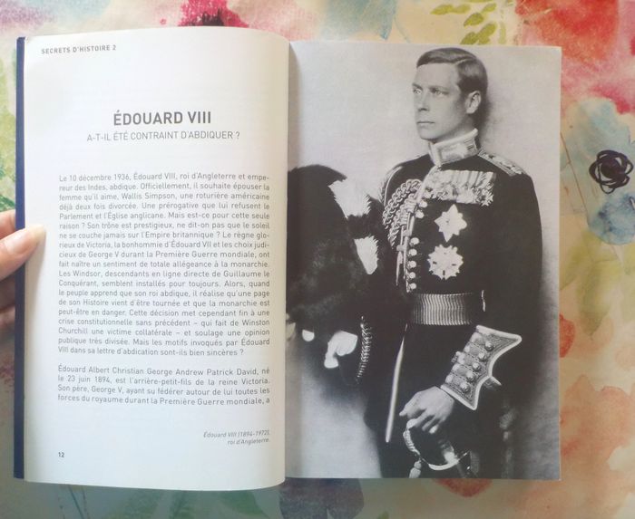 SECRETS D'HISTOIRE TOME 2 par Stéphane BERN Ed. France Loisirs - photo numéro 8