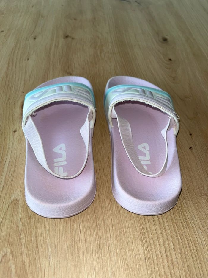 Claquettes / Sandales fille Fila Taille 24 - photo numéro 3