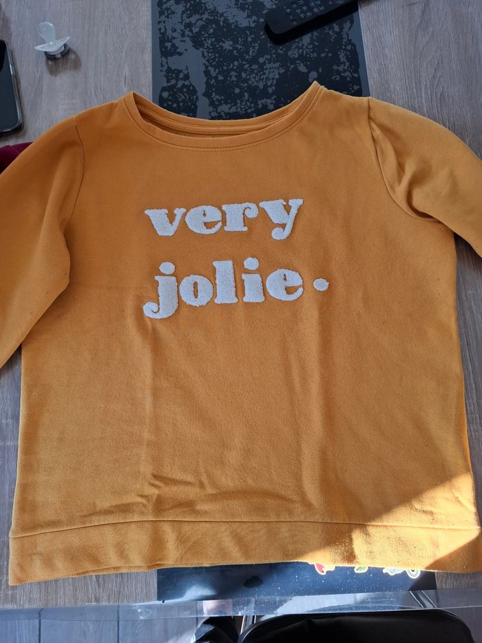 Pull  "very jolie"