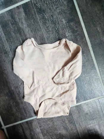 Bodies beige