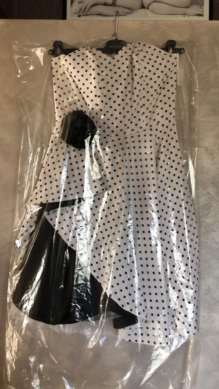 Robe cocktail vintage blanche à pois taille