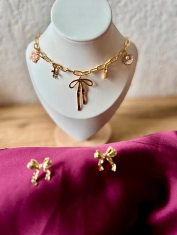 Collier noeud et boucles