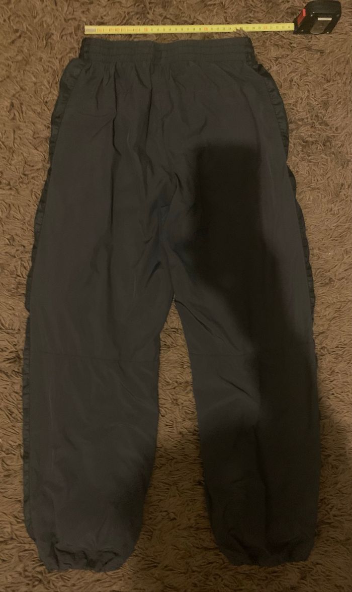 Jogging nike original taille 12/13ans couleur gris anthracite - photo numéro 8
