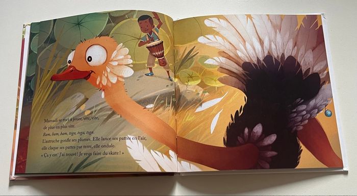 Le Djembé qui fait danser Hachette Jeunesse - photo numéro 2