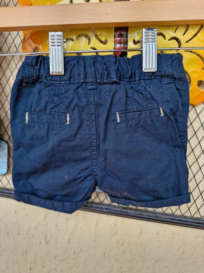 Short bébé fille. Kiabi - photo numéro 2