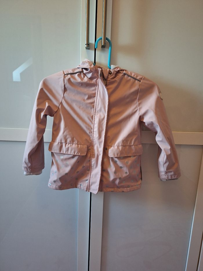 Impermeable