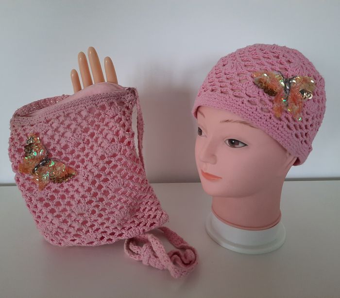 sac et bonnet rose crochet