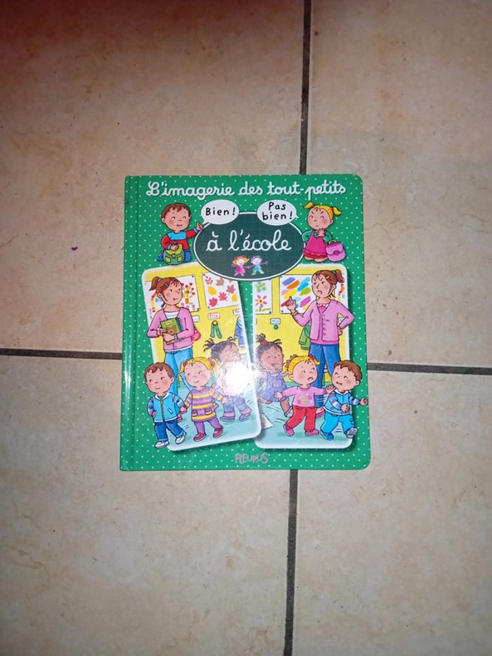 Imagerie des touts petits à l'école