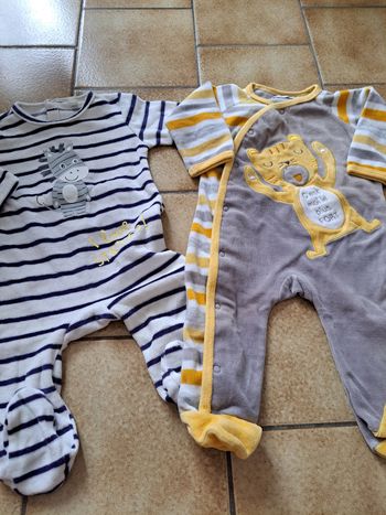 Pyjamas 6 mois