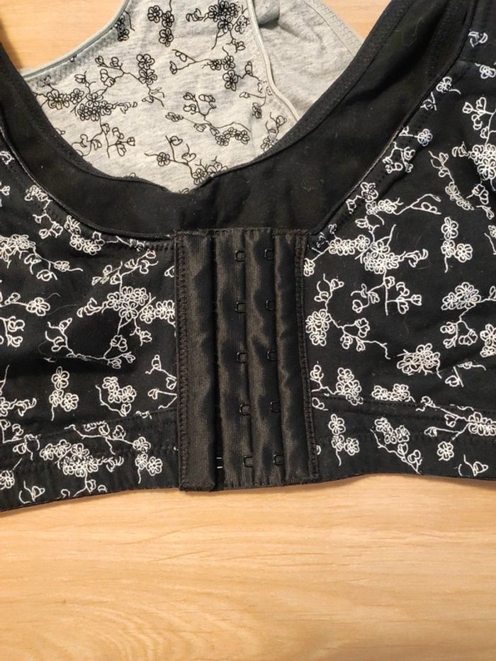 Lot brassières - photo numéro 2