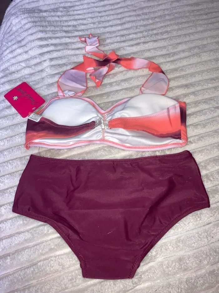 Maillot de bain 2 pièces bordeau T.S - photo numéro 2