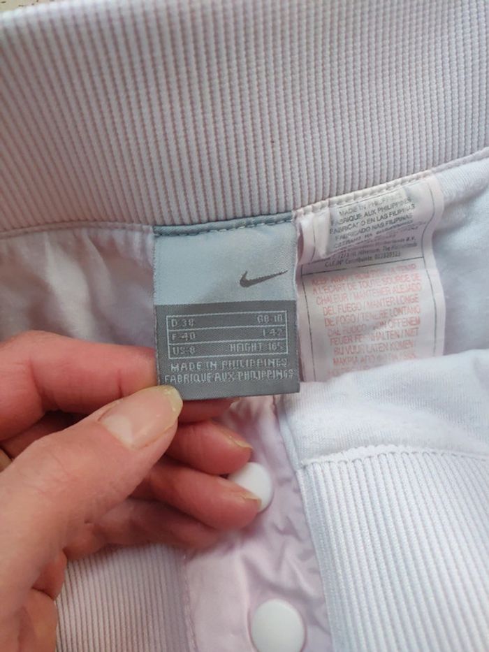 Pantacourt Nike rose pâle t40 - photo numéro 3