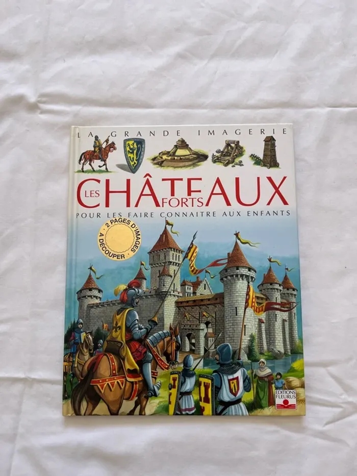 Livre château grande imagerie
