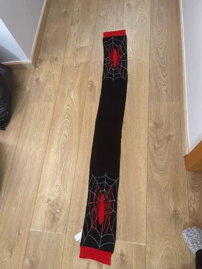 Écharpe Spiderman