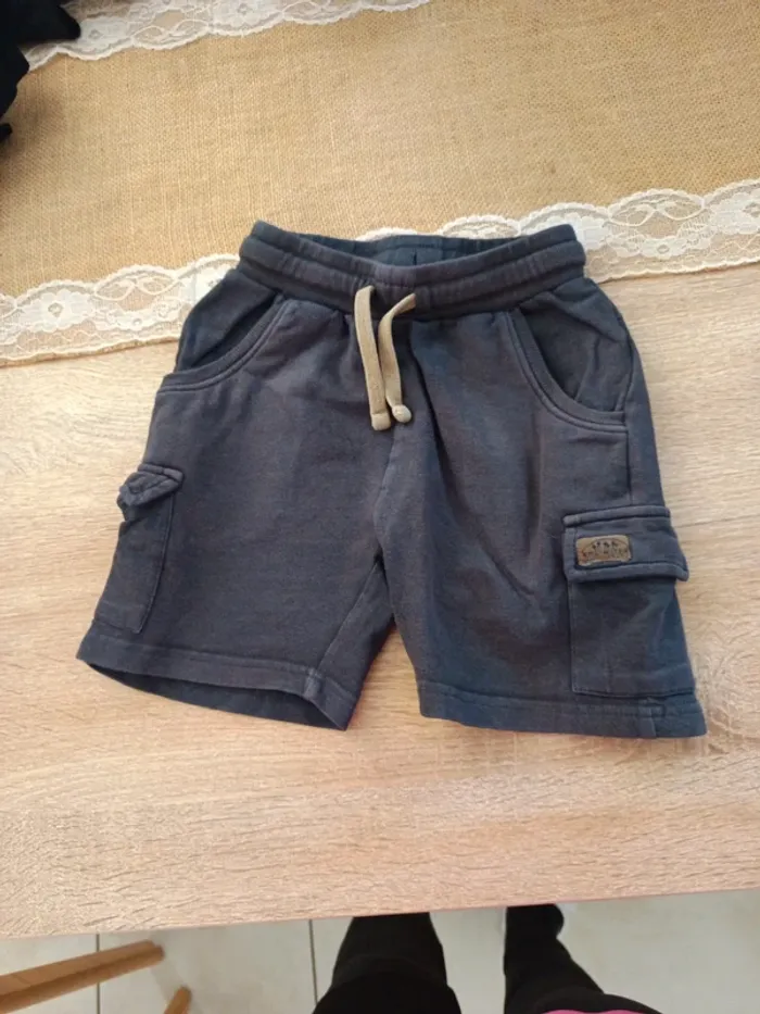 Short jogging