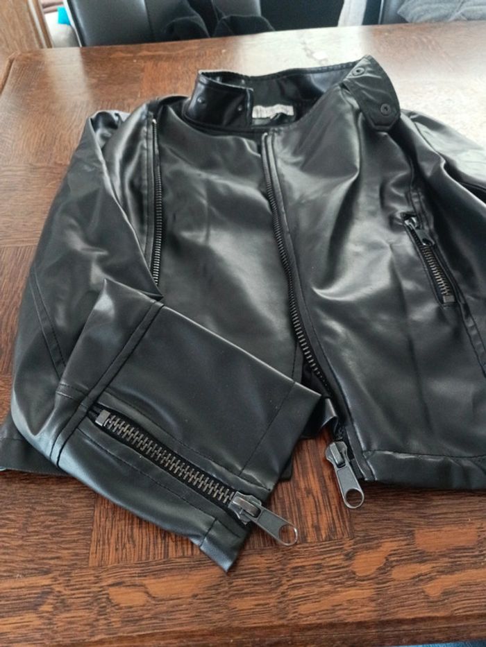 Veste en cuir - photo numéro 2