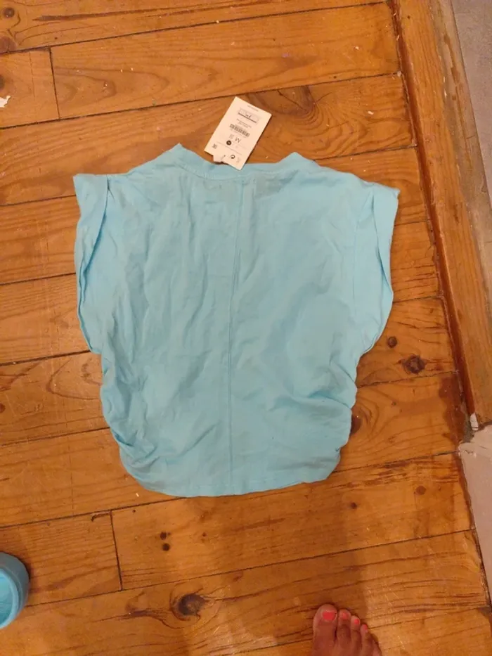 Crop top Bershka M coton turquoise neuf - photo numéro 4