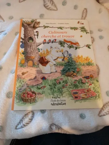 Livre calinours cherche et trouve neuf école des loisirs