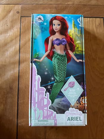 Poupée Disneyland Ariel la petite sirène Neuf