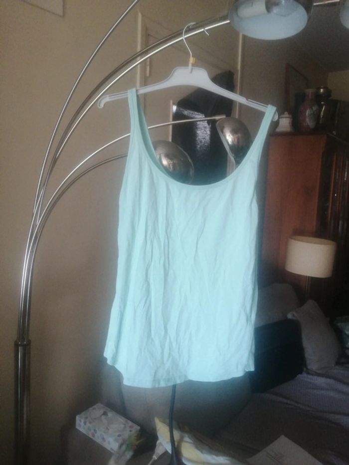 🌸Top péplum bretelles bleu clair Taille 40 "Bershka" 🌸 - photo numéro 3