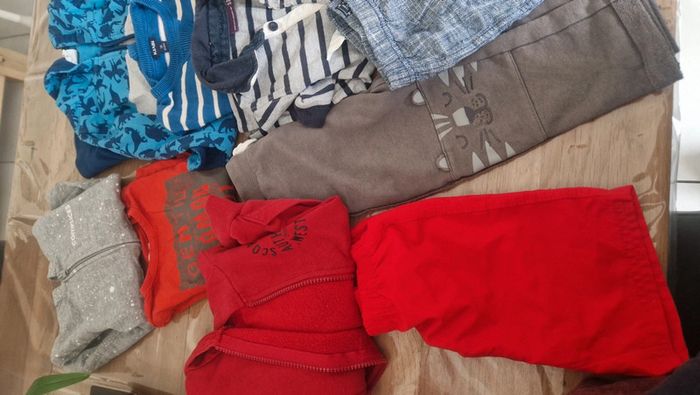 Gros vêtements garçon 2 3 ans - photo numéro 2