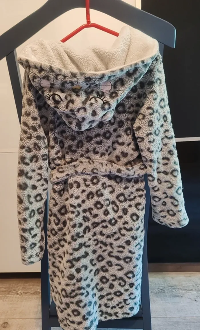 Robe de chambre taille 8/10 ans - photo numéro 4
