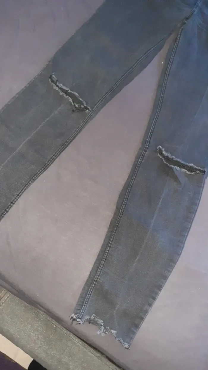Jeans Zara noir - photo numéro 2