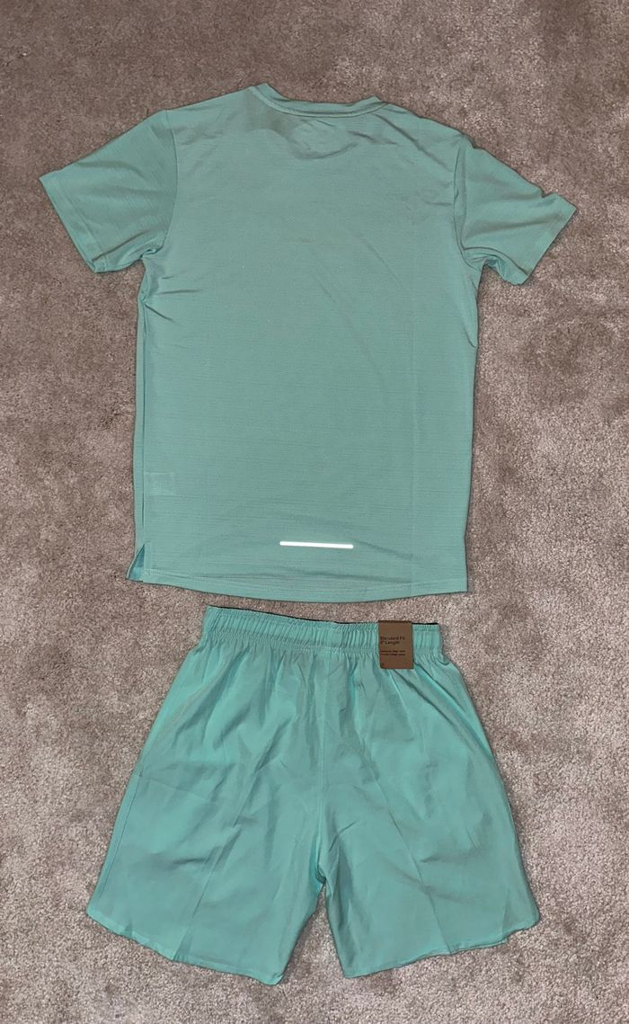Ensemble Nike - photo numéro 4