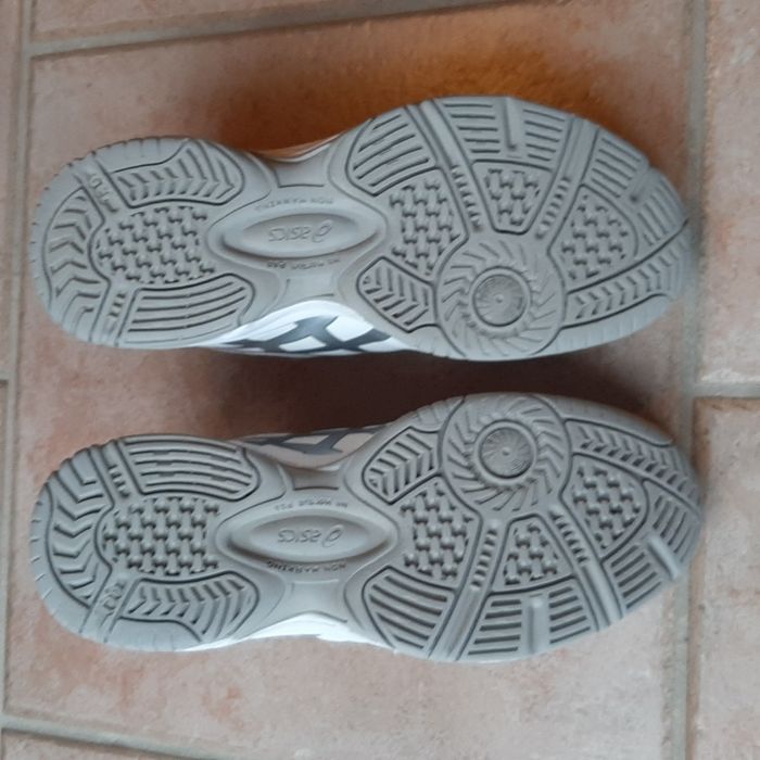 Chaussures de sport Asics Gel Game blanches T36 - photo numéro 4