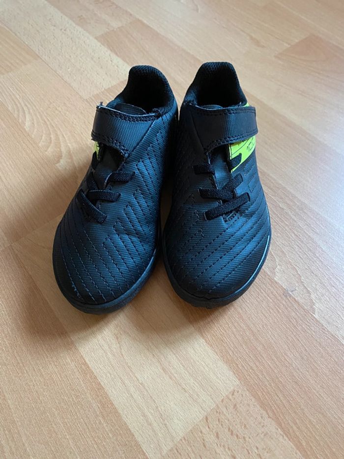 Chaussures de foot Kipsta Taille 26