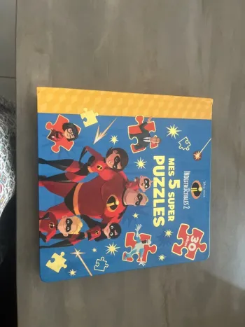 Livre puzzle Les indestructibles