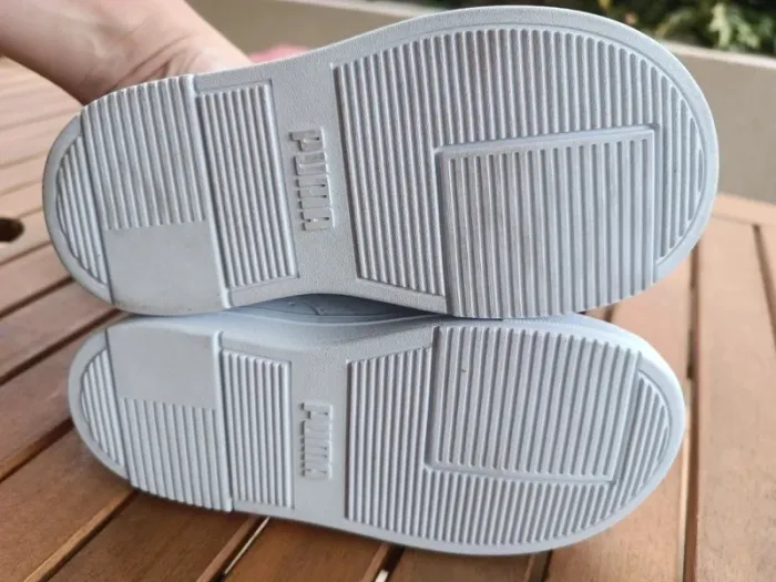 Baskets Puma fille pointure 25 - photo numéro 7